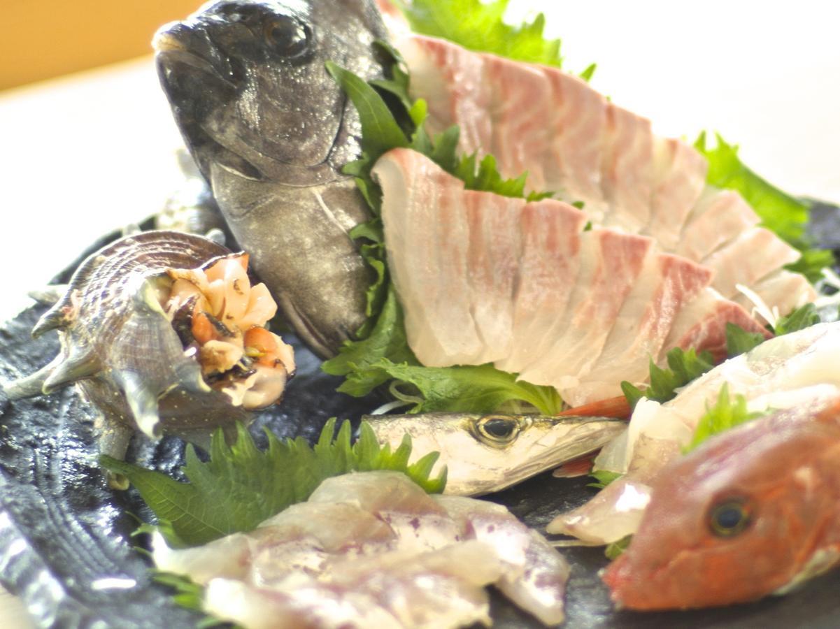 Country Inn Galley Іто Екстер'єр фото